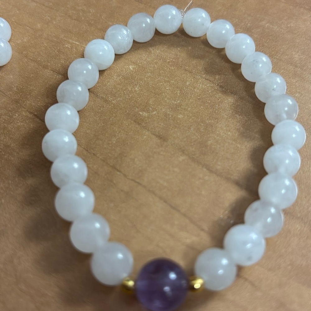 #111 White Jade Amethyst Bracelet 8mm NEW ARRIVAL